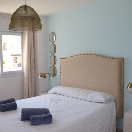 Port View - Reina Sofia Apartment Estepona Exterior photo